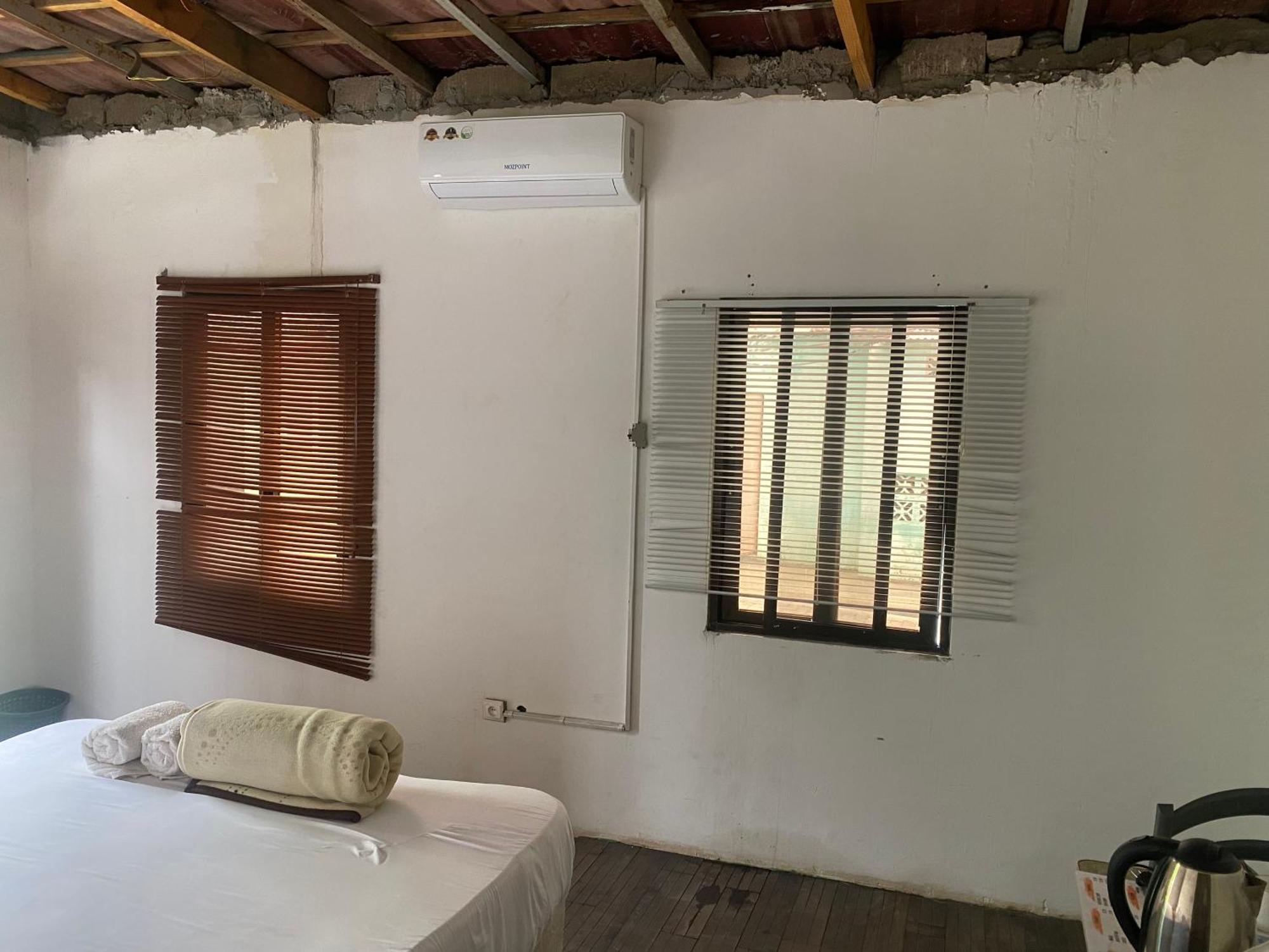 Aeropark Residencial Hostel Maputo Bagian luar foto